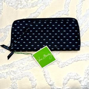 Vera Bradley Travel Organizer Wallet